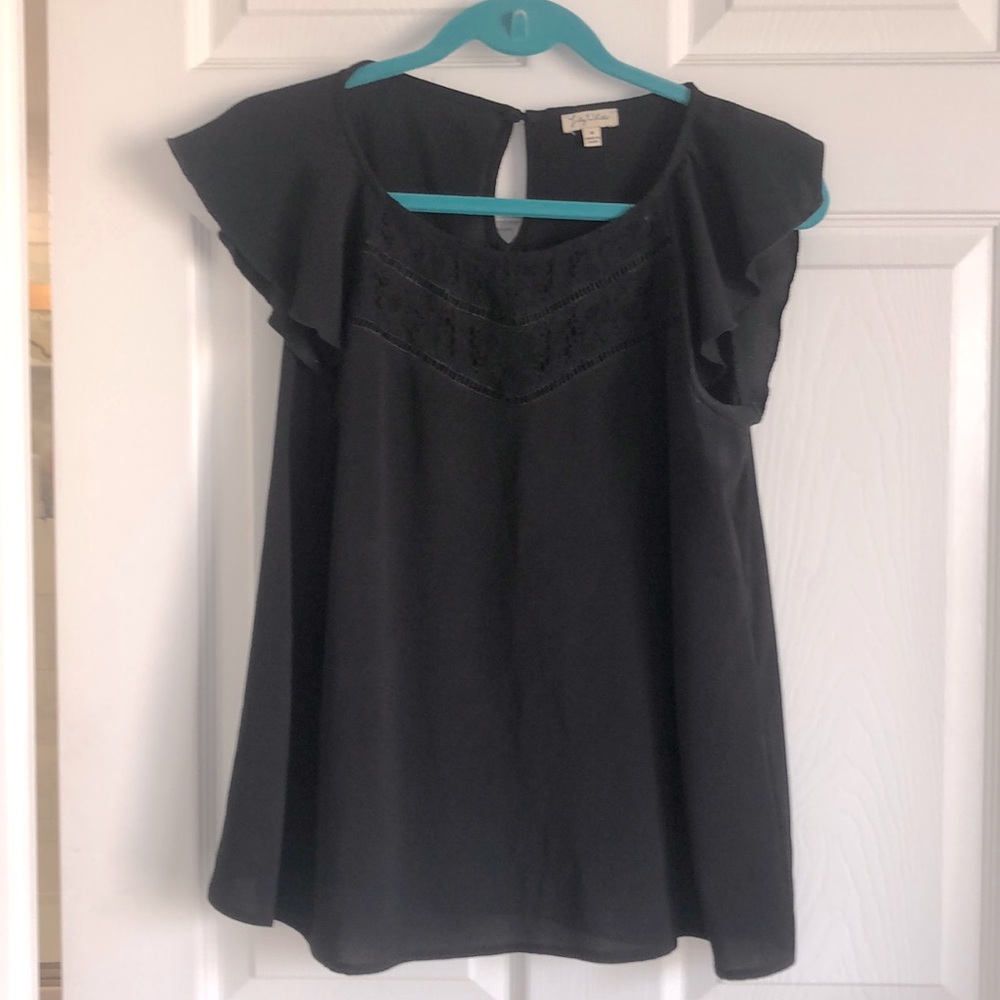 Blank blouse with ruffle shoulder